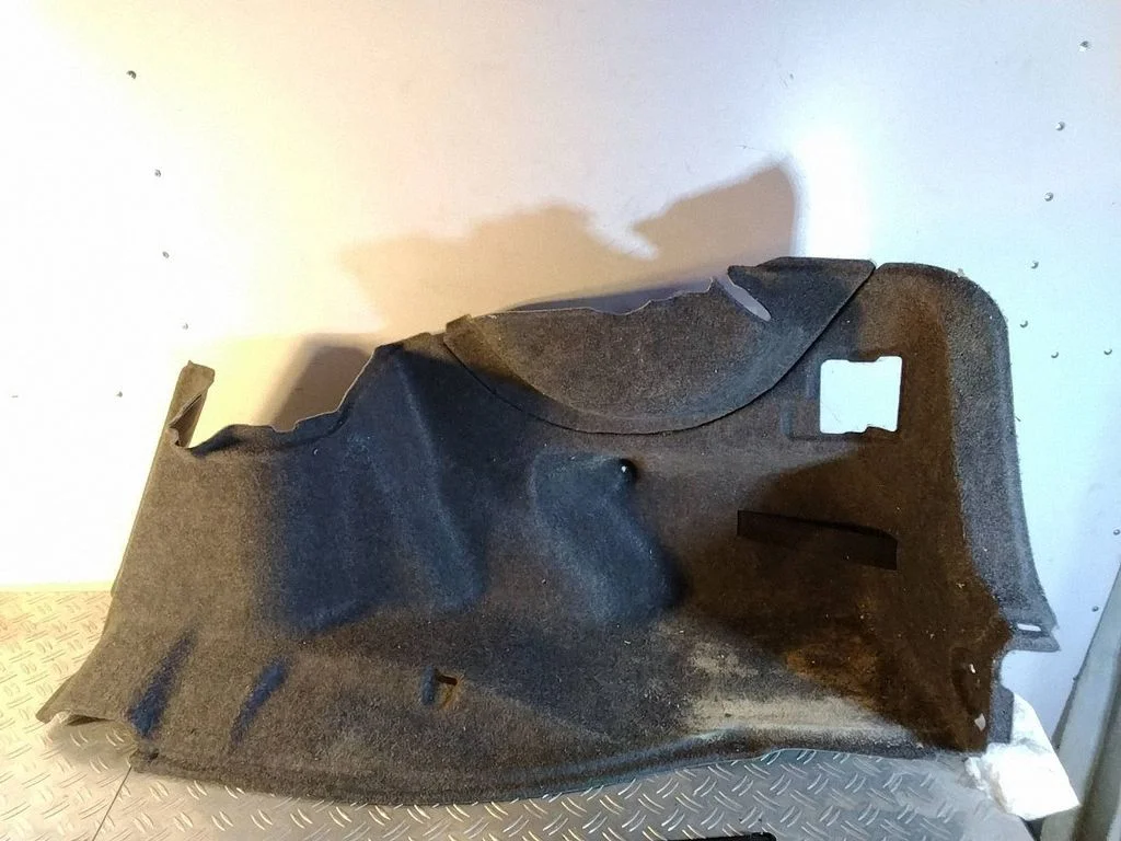 Pagasiruumi külje alumine viimistluspaneel – Honda Accord (2008-2016)