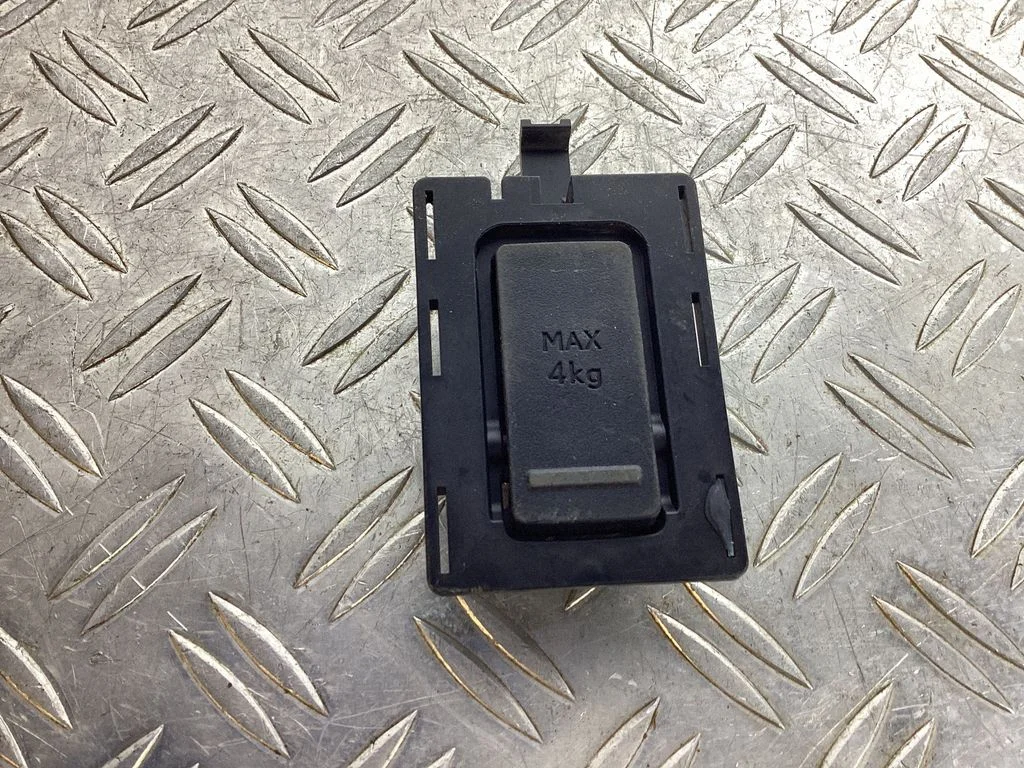 Kinnituskonks / -aas – Lexus RX 450H (2016-)