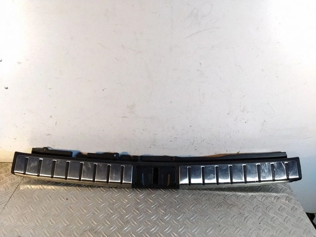Trunk/boot sill cover protection – Lexus RX 450H (2016-)