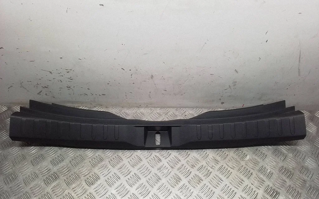 Trunk/boot sill cover protection – Toyota RAV 4 (XA50) (2018-)