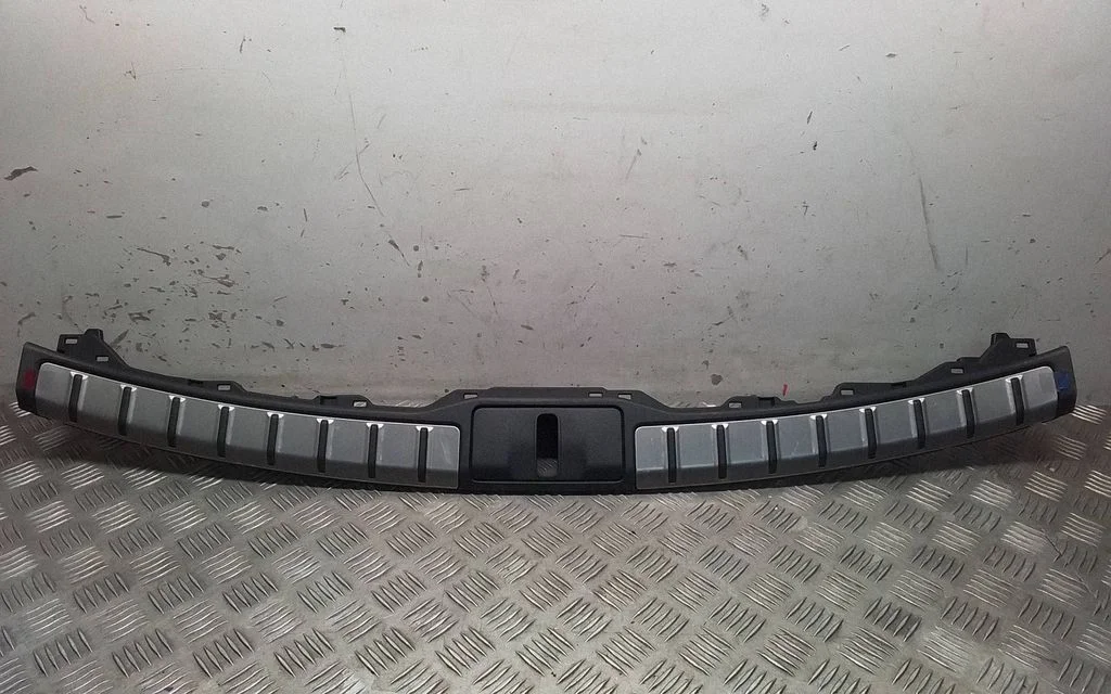 Bottom trim – Lexus RX 450H (2016-)