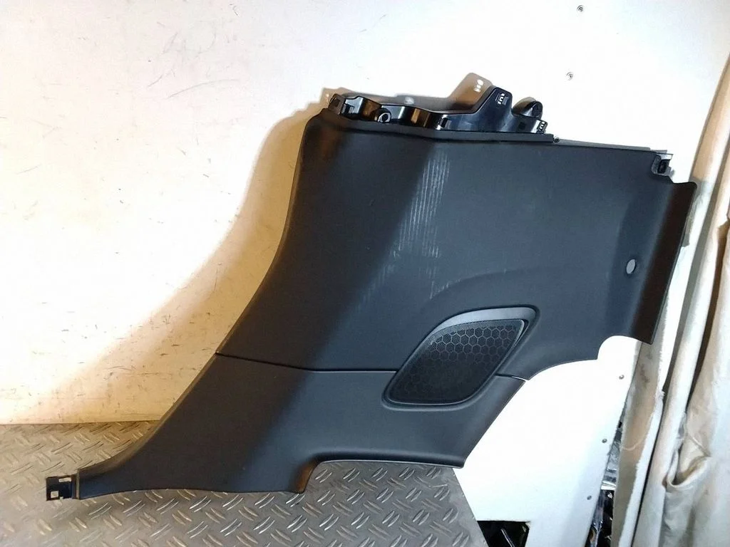 Pagasiruumi külje viimistluspaneel – Porsche 911 991 (2011-2019)