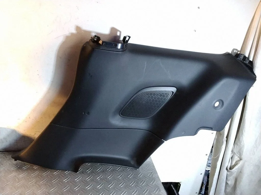 Pagasiruumi külje viimistluspaneel – Porsche 911 991 (2011-2019)
