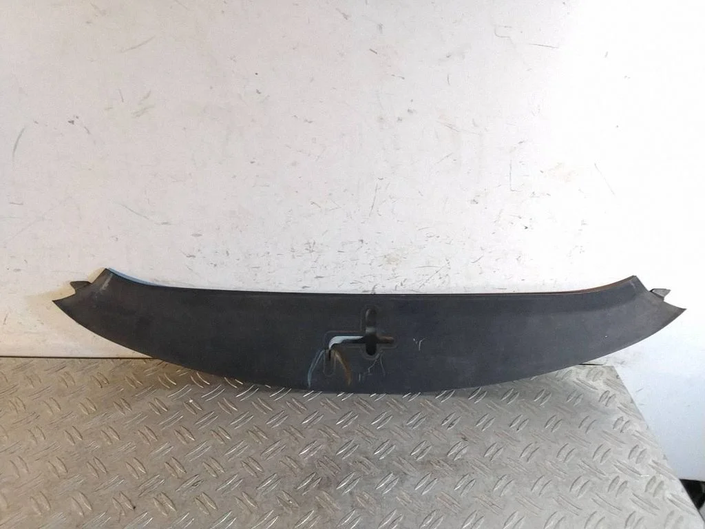Tailgate/boot lid lock trim – Porsche 911 991 (2011-2019)