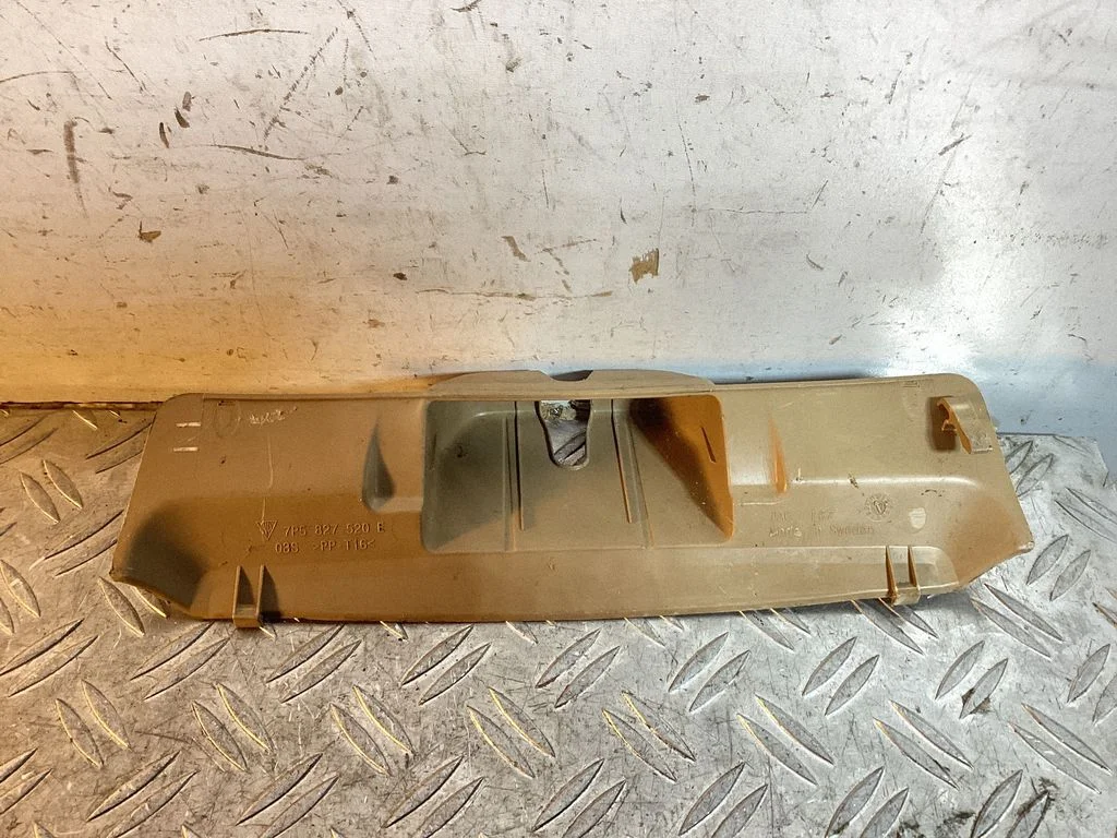 Tailgate/boot lid lock trim – Porsche Cayenne (92A) (2010-2017)