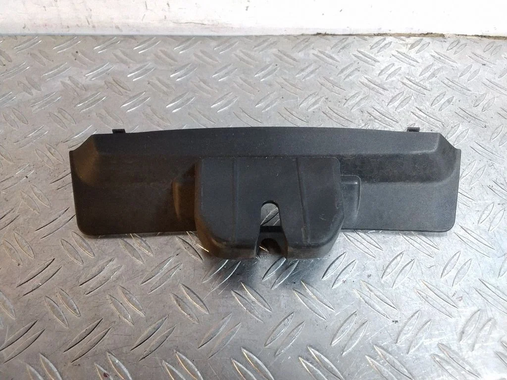 Tailgate/boot lid lock trim – Porsche Cayenne (92A) (2010-2017)