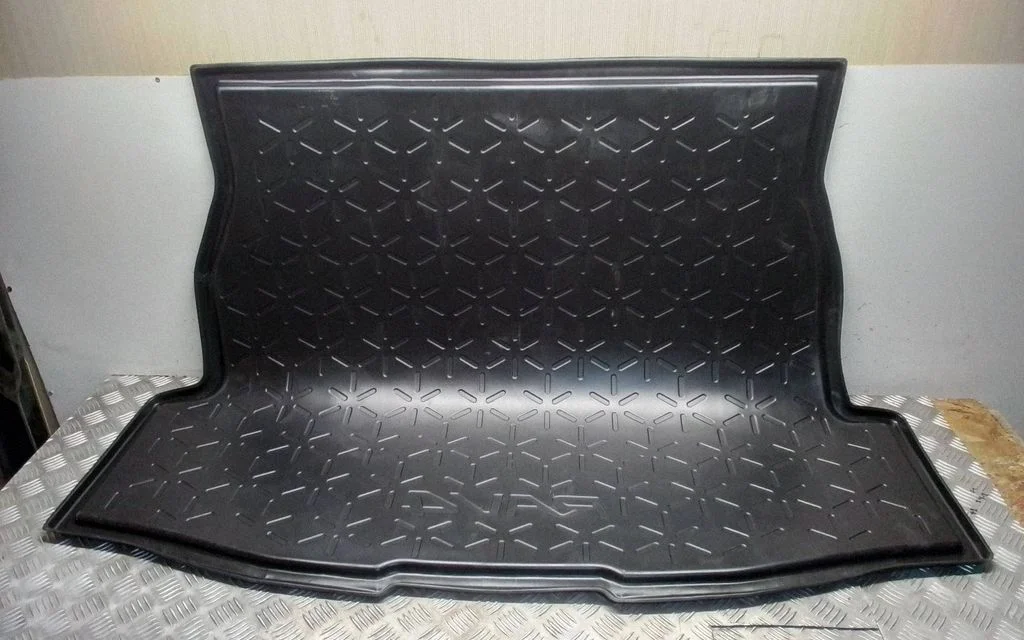 Rubber trunk/boot mat liner – Toyota RAV 4 (XA50) (2018-)