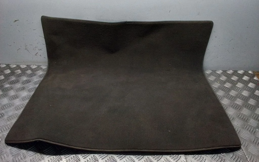 Rubber trunk/boot mat liner – Porsche Cayenne (92A) (2010-2017)