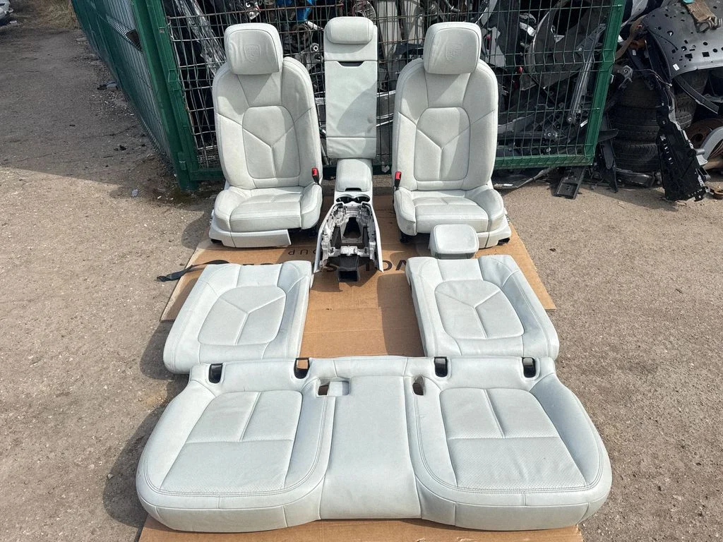 Seat set – Porsche Macan (95B) (2019-)