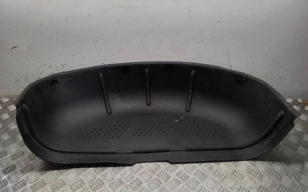 Rear floor carpet liner – Volkswagen Crafter (2006-2016)