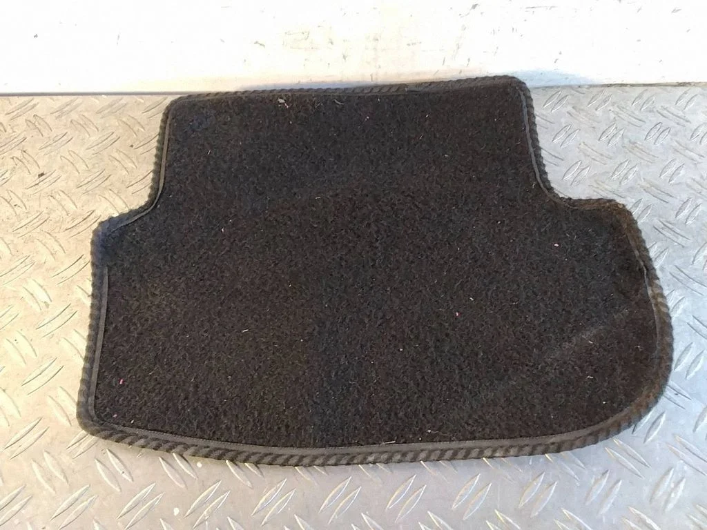 Rear floor carpet liner – Porsche Macan (95B) (2019-)