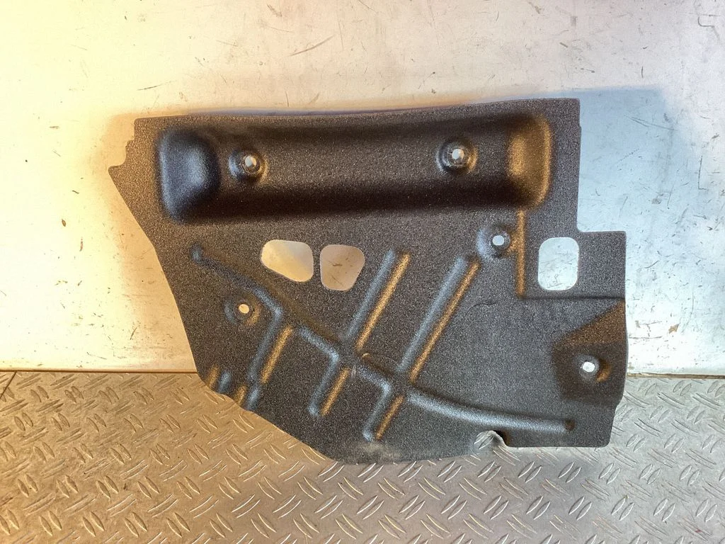 Armatuurlaua all olev heliisolatsioon – Porsche 911 991 (2011-2019)