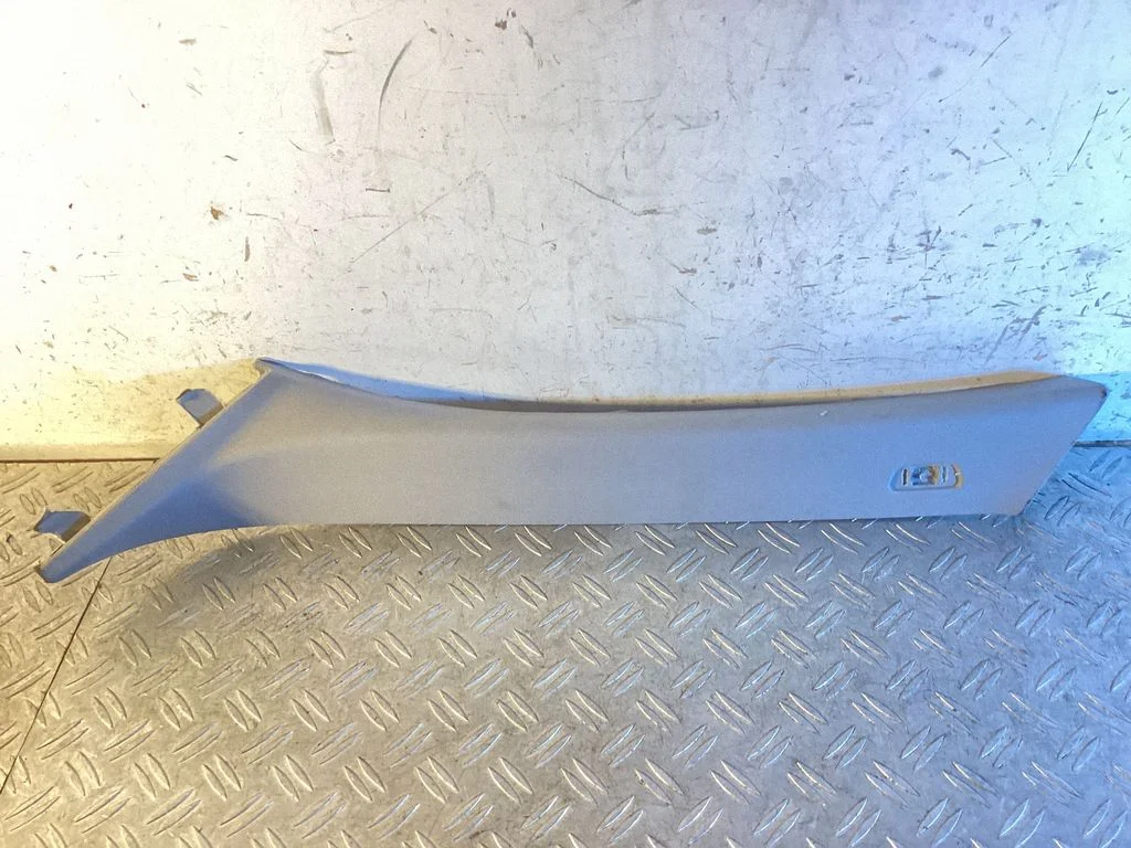 (A) pillar trim 9116347