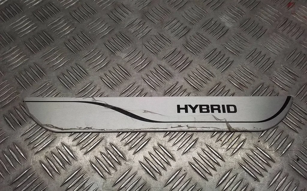 Side skirt rear trim PW38242000