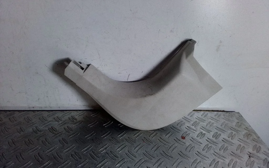 Side skirt rear trim – BMW 6 Series F06 Gran coupe (2012-2018)