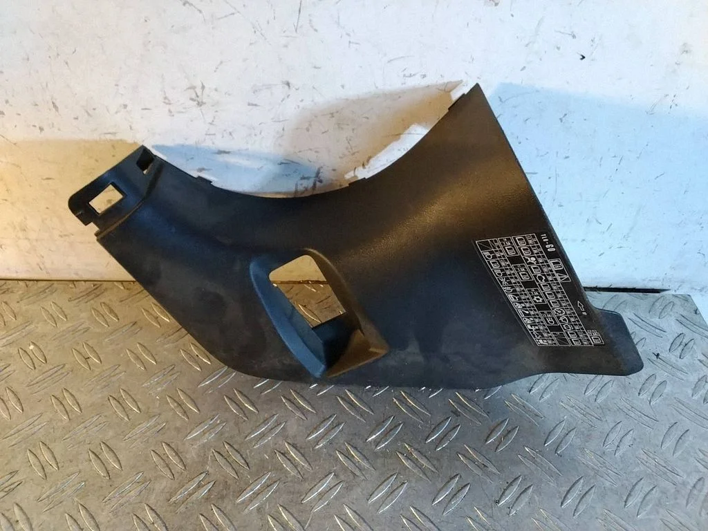 Foot area side trim – Honda Accord (2008-2016)