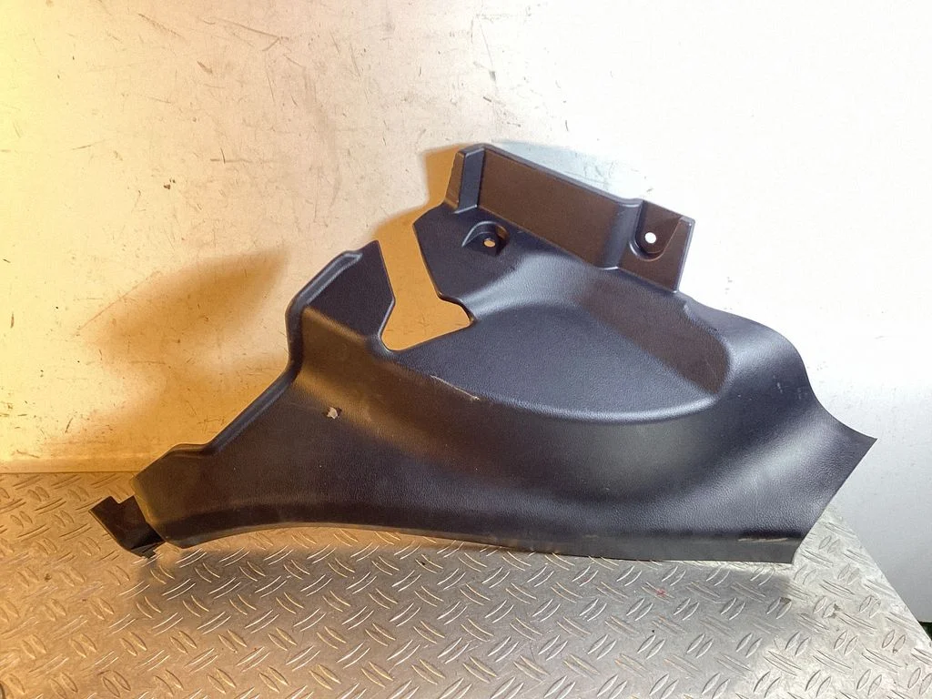 Rear seat side bottom trim – Lexus RX III (2008-2015)