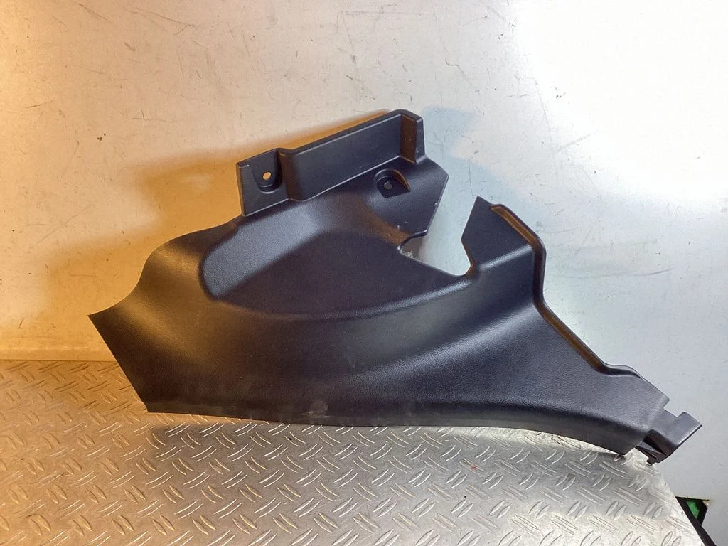 Rear seat side bottom trim – Lexus RX III (2008-2015)