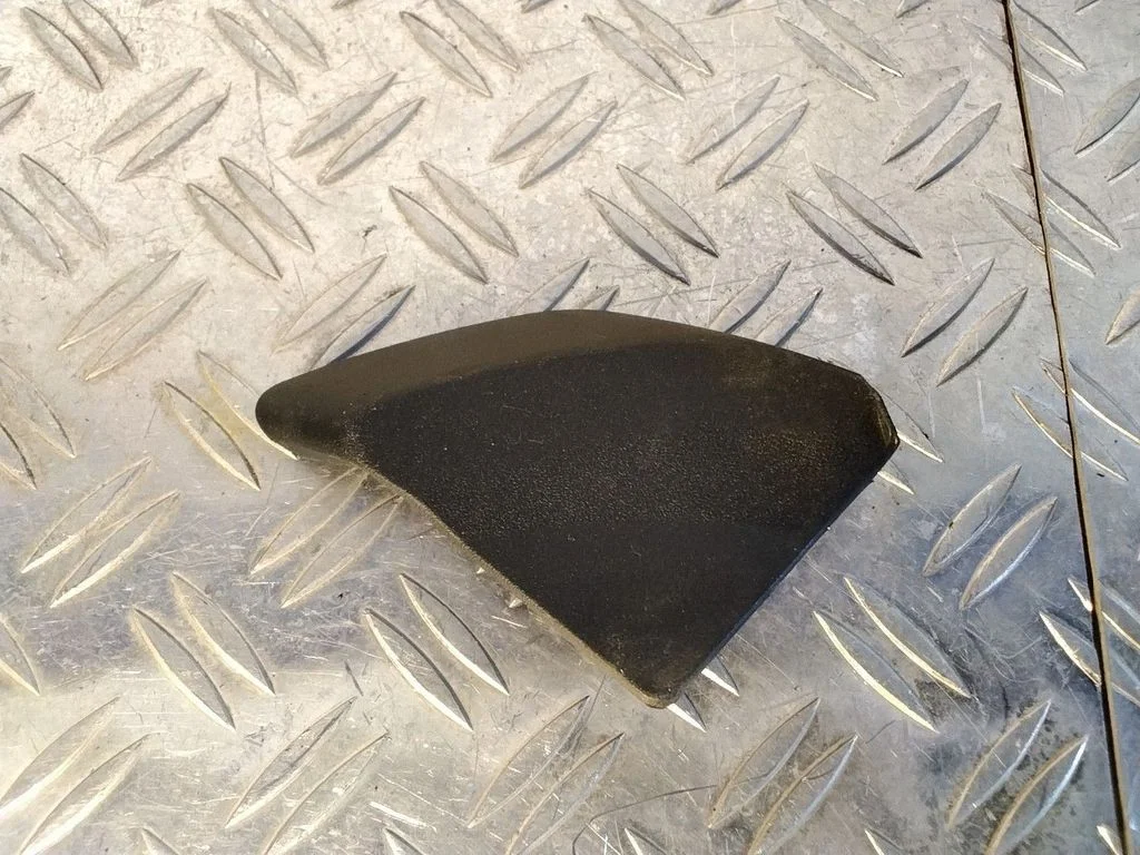 Rear seat side bottom trim – Lexus RX 450H (2016-)