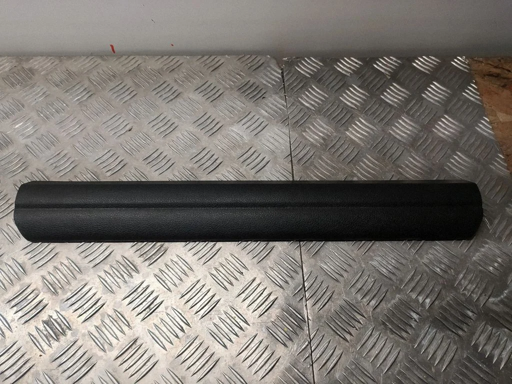 Side skirt front trim 51439162721