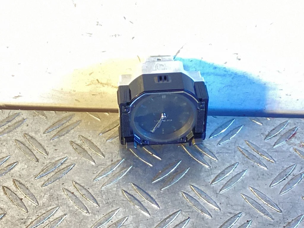 Clock 8391053130