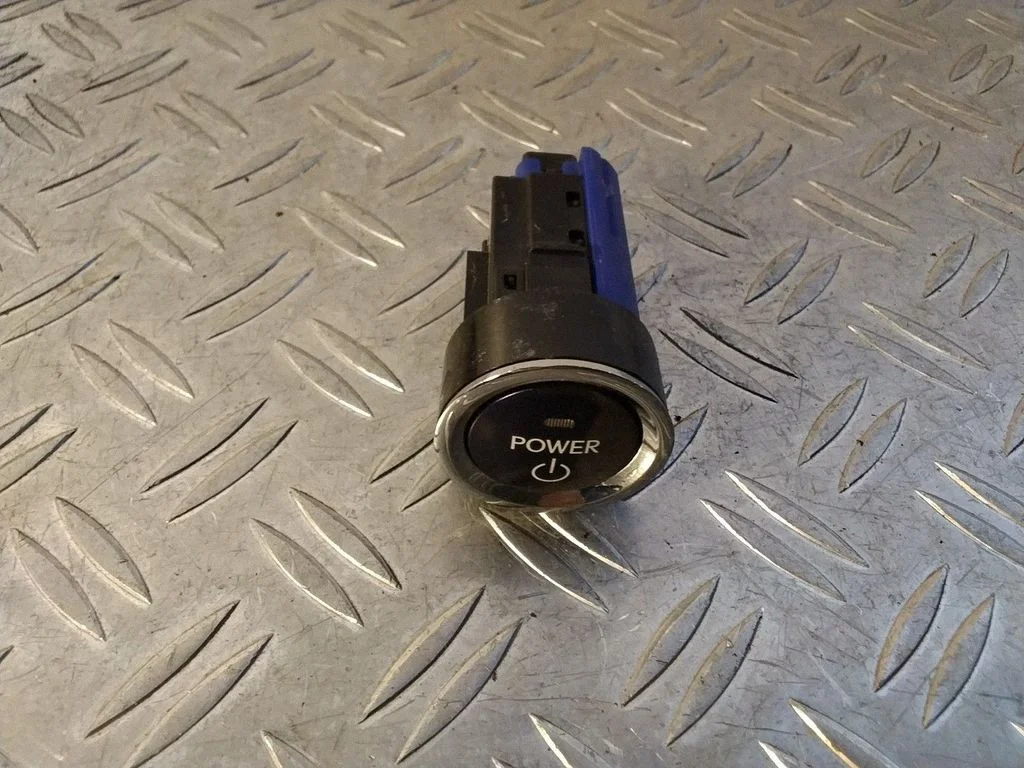 Engine start stop button switch – Lexus RX III (2008-2015)