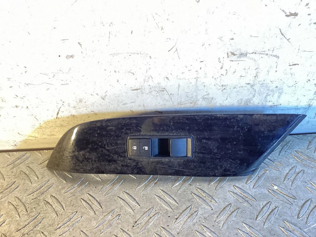 Electric window control switch – Lexus RX III (2008-2015)