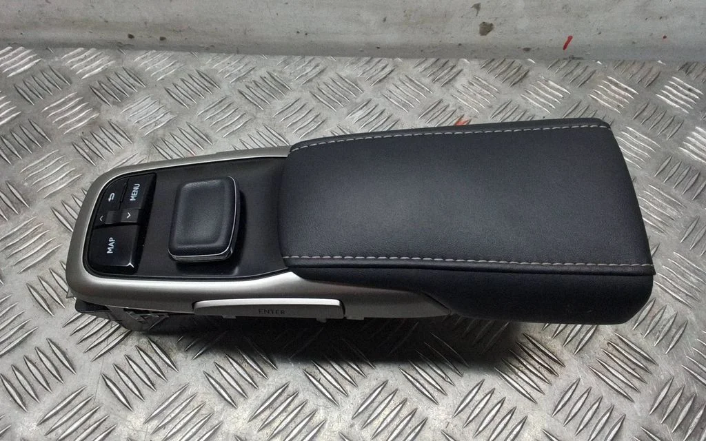 Multifunctional control switch/knob – Lexus RX 450H (2016-)