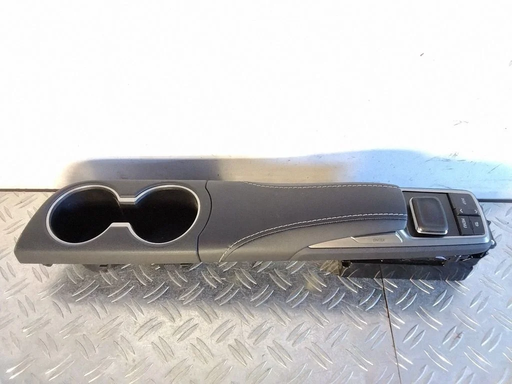 Multifunctional control switch/knob – Lexus RX 450H (2016-)