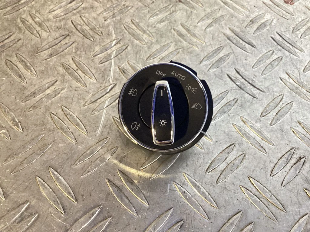 Light switch – Porsche Cayenne (92A) (2010-2017)