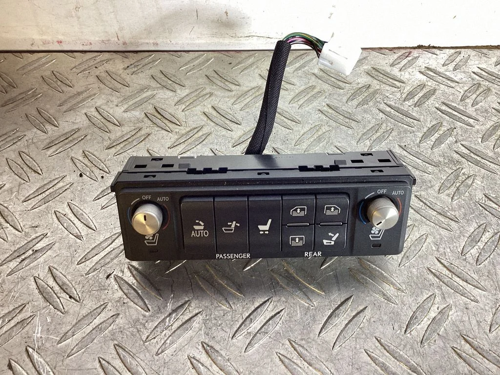 Seat heating switch 15C978