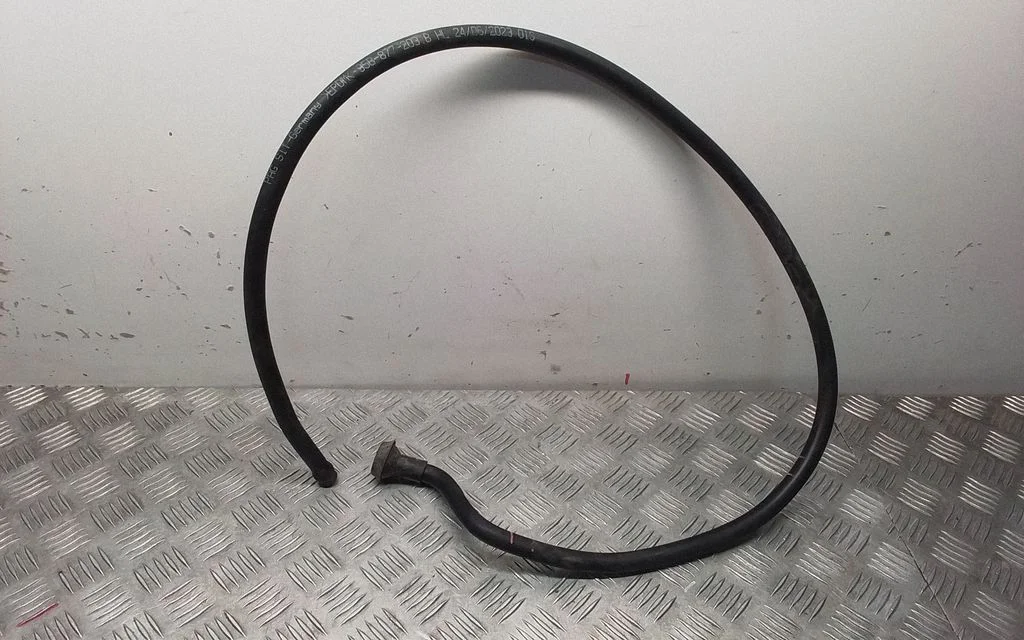 Water drain line hose – Porsche Macan (95B) (2019-)
