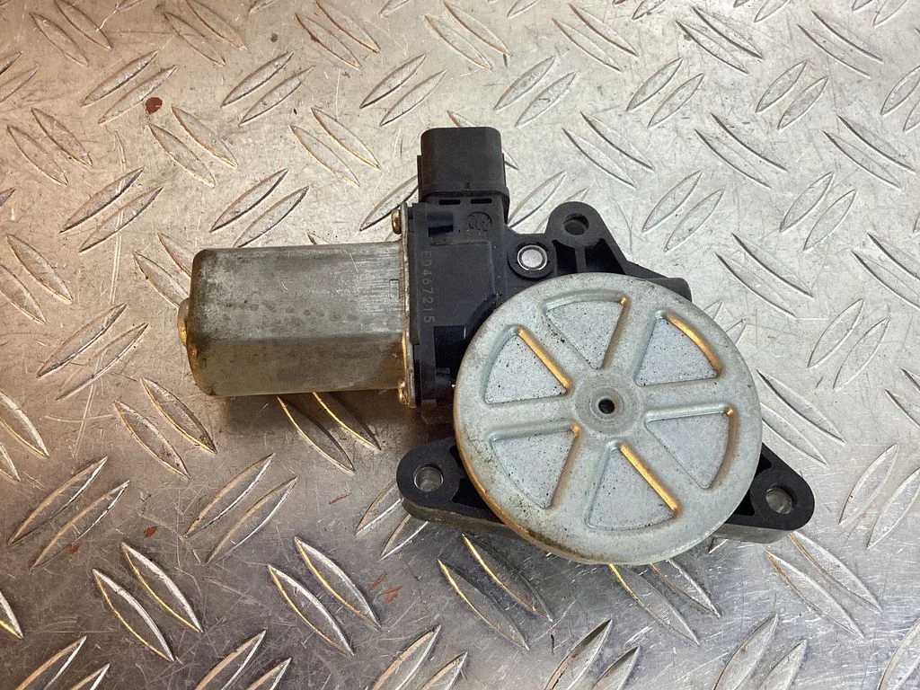 Sunroof motor/actuator – Tesla Model S (2012-)