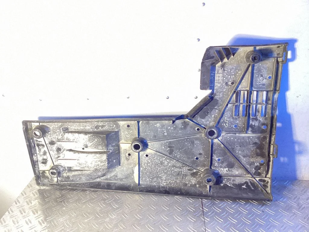 Wykładzina skrzyni ładunkowej – Lexus IS III XE30 (2013-2020)