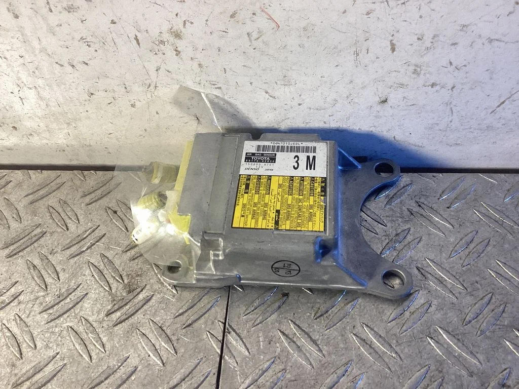 Airbag control unit/module – Lexus NX (2014-2021)