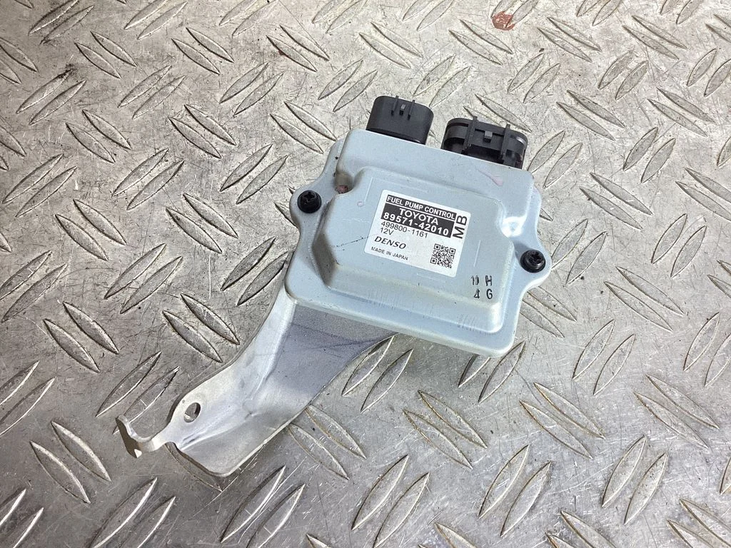 Fuel injection pump control unit/module – Lexus NX (2021-)