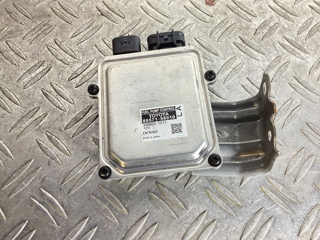 Fuel injection pump control unit/module – Lexus RX 450H (2016-)