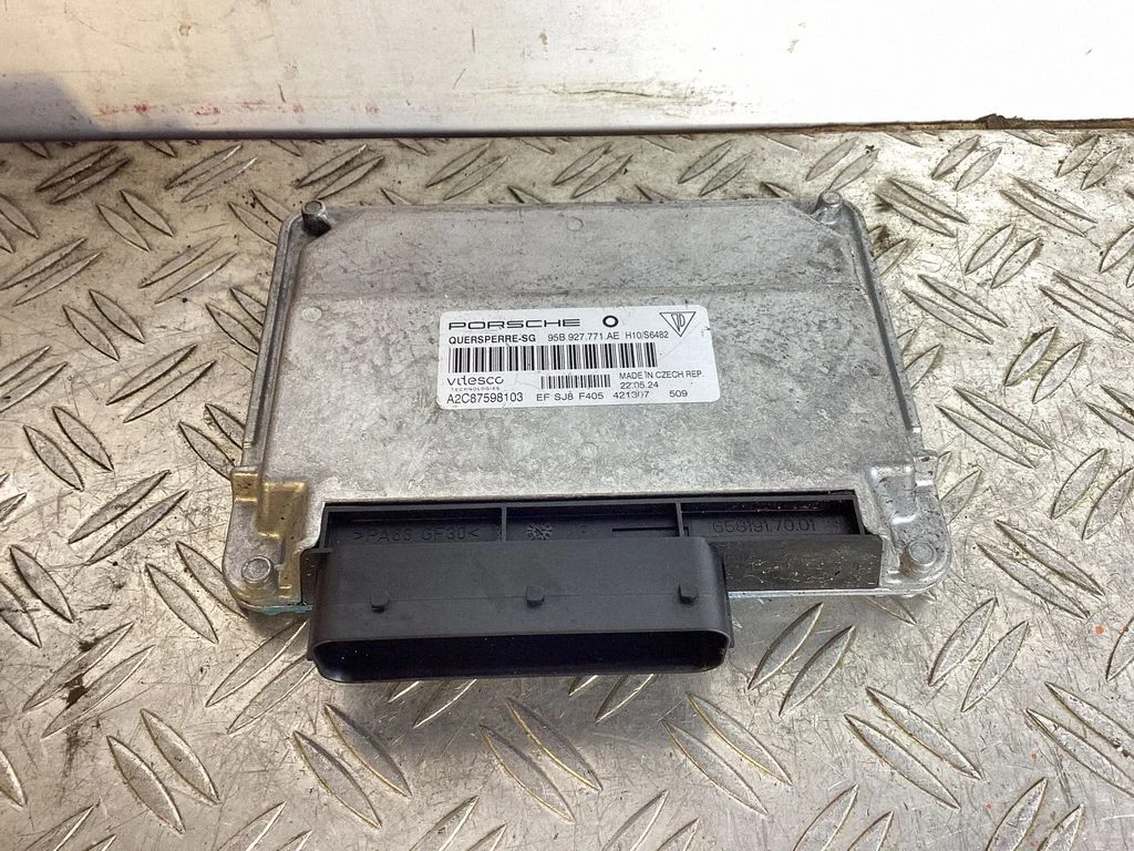 Transfer box differential control unit – Porsche Macan (95B) (2019-)