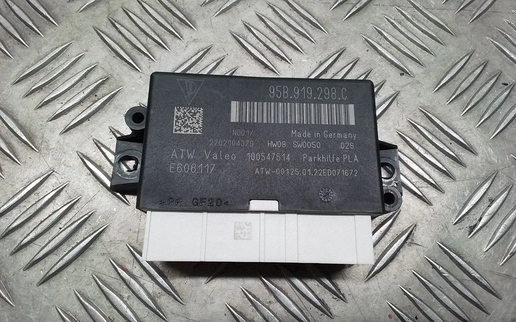 Parkimisandurite (PDC) juhtplokk – Porsche Macan (95B) (2019-)