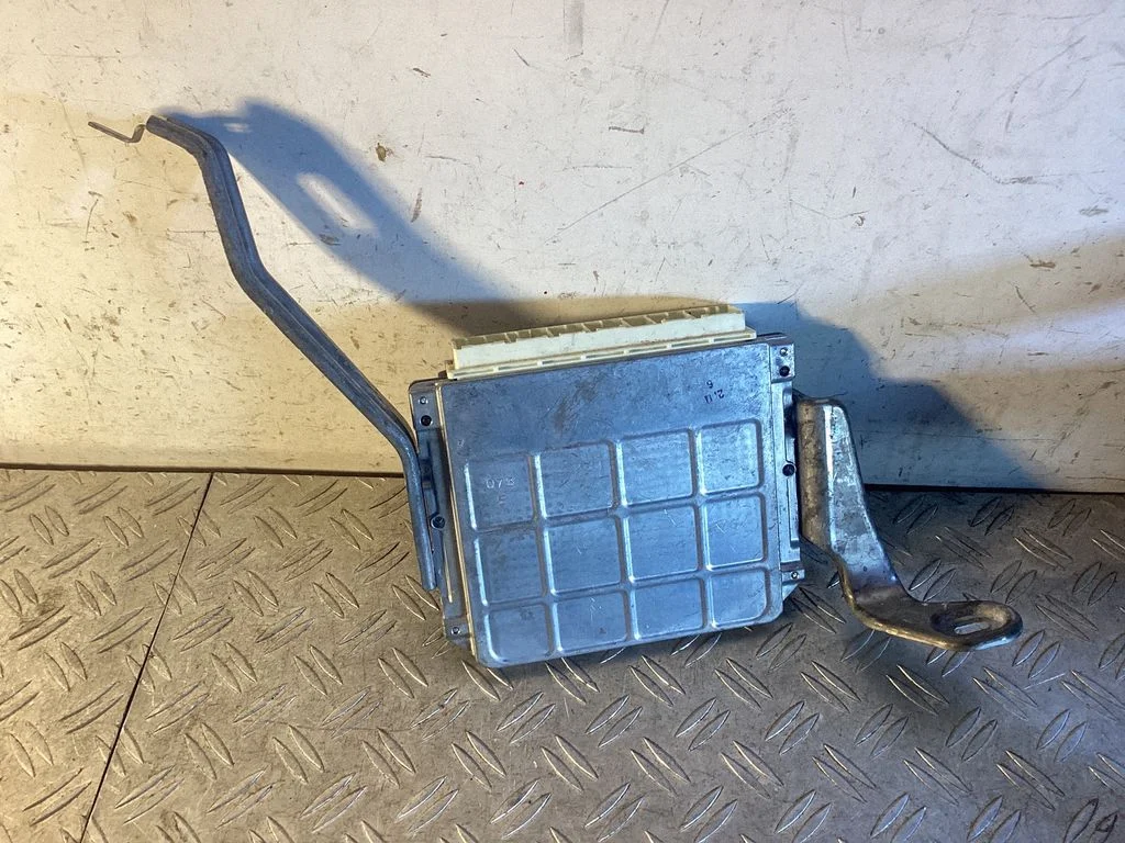 Engine control unit/module – Toyota Land Cruiser (J200) (2008-)