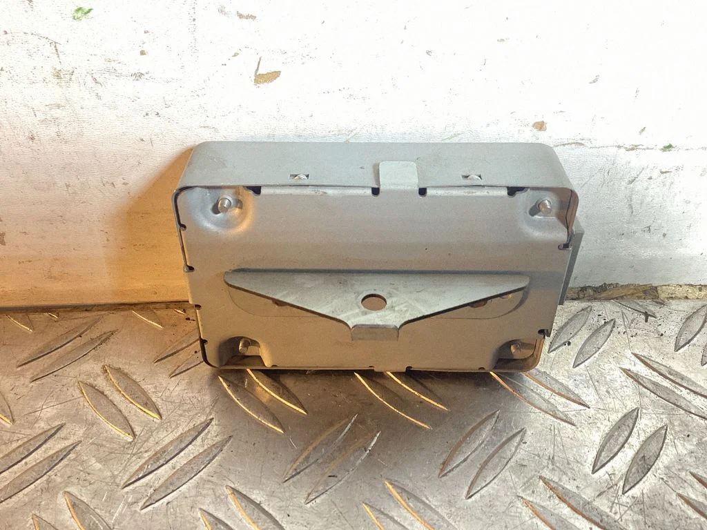 Central body control module – Honda CR-V (2007-2012)