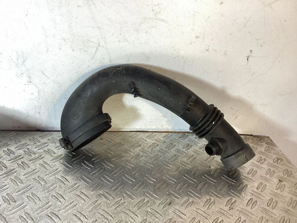 Throttle valve – BMW 5 Series E39 (1996-2003)