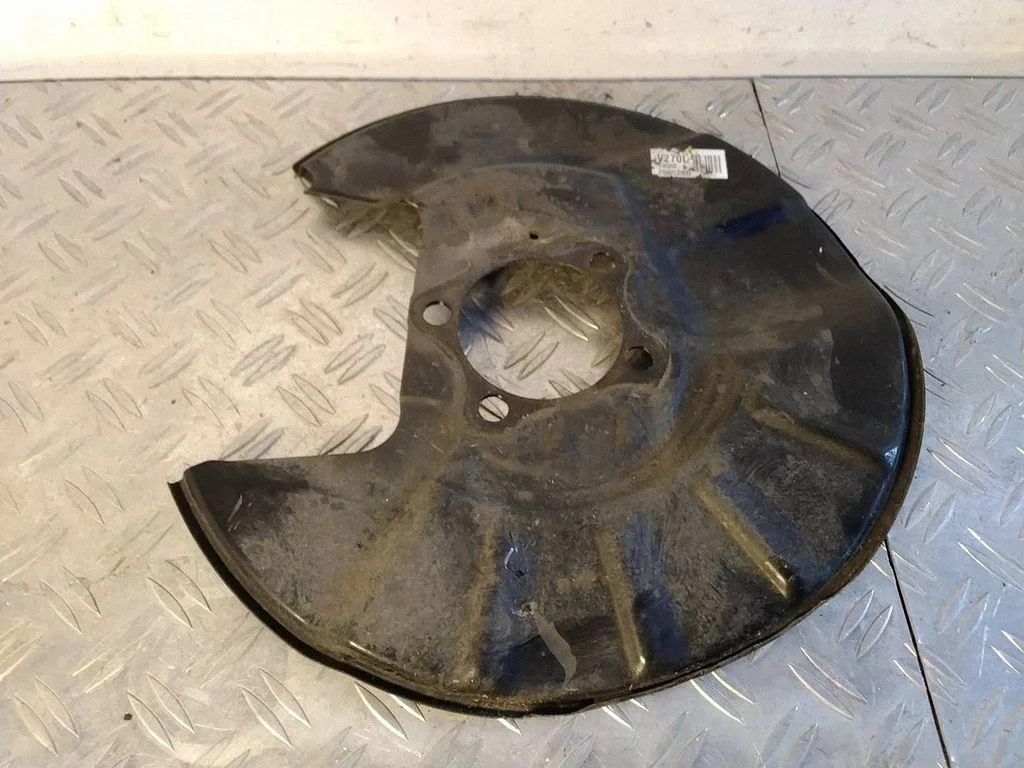 Tagumise piduriketta tolmukaitse – vasak