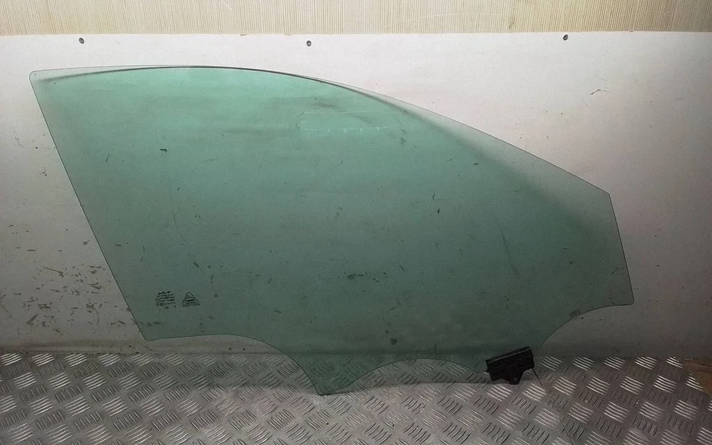 Front door window glass four-door – KIA Niro (2022-)