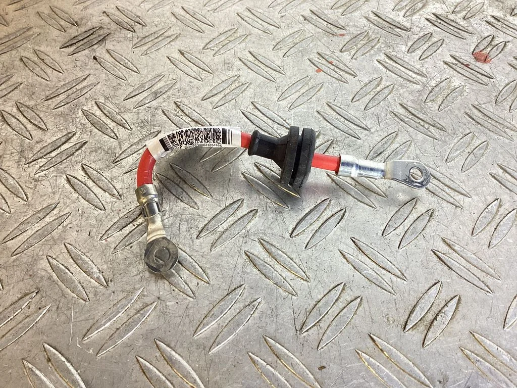 Positive cable (battery) – Volvo XC90 (2014-)