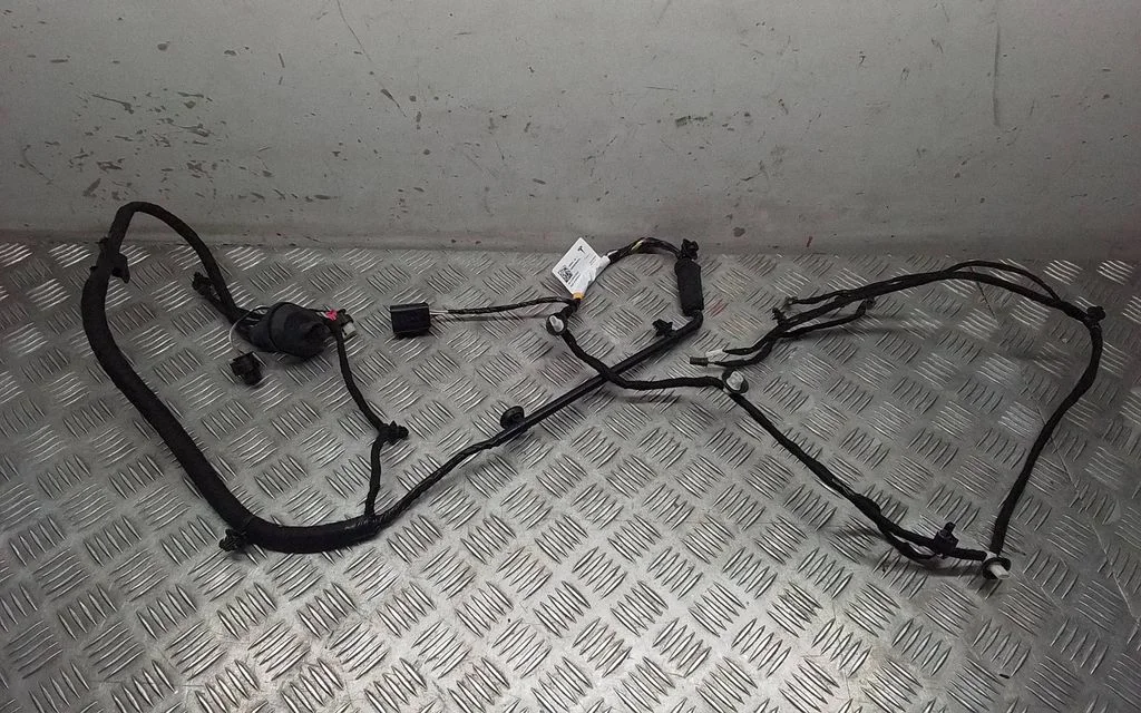 Rear door wiring loom – Tesla Model Y (2020-)