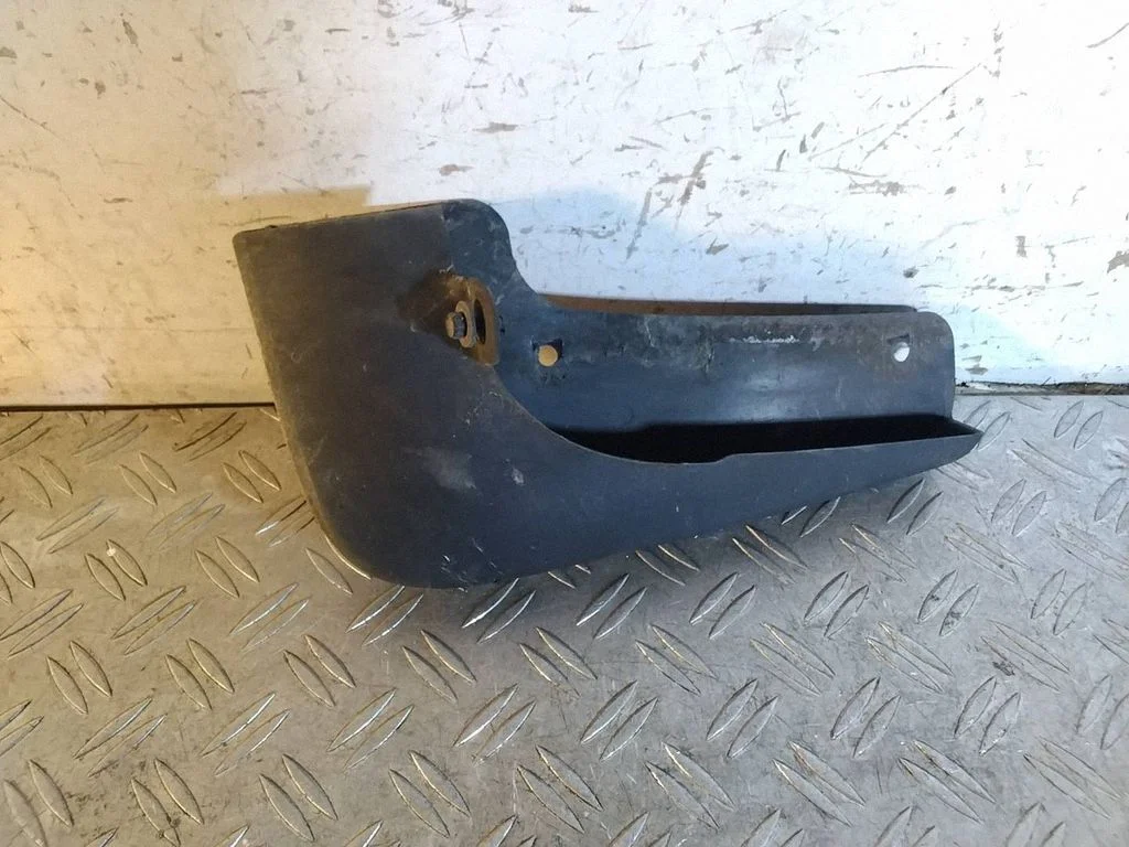 Rear mudguard – Lexus RX 450H (2016-)