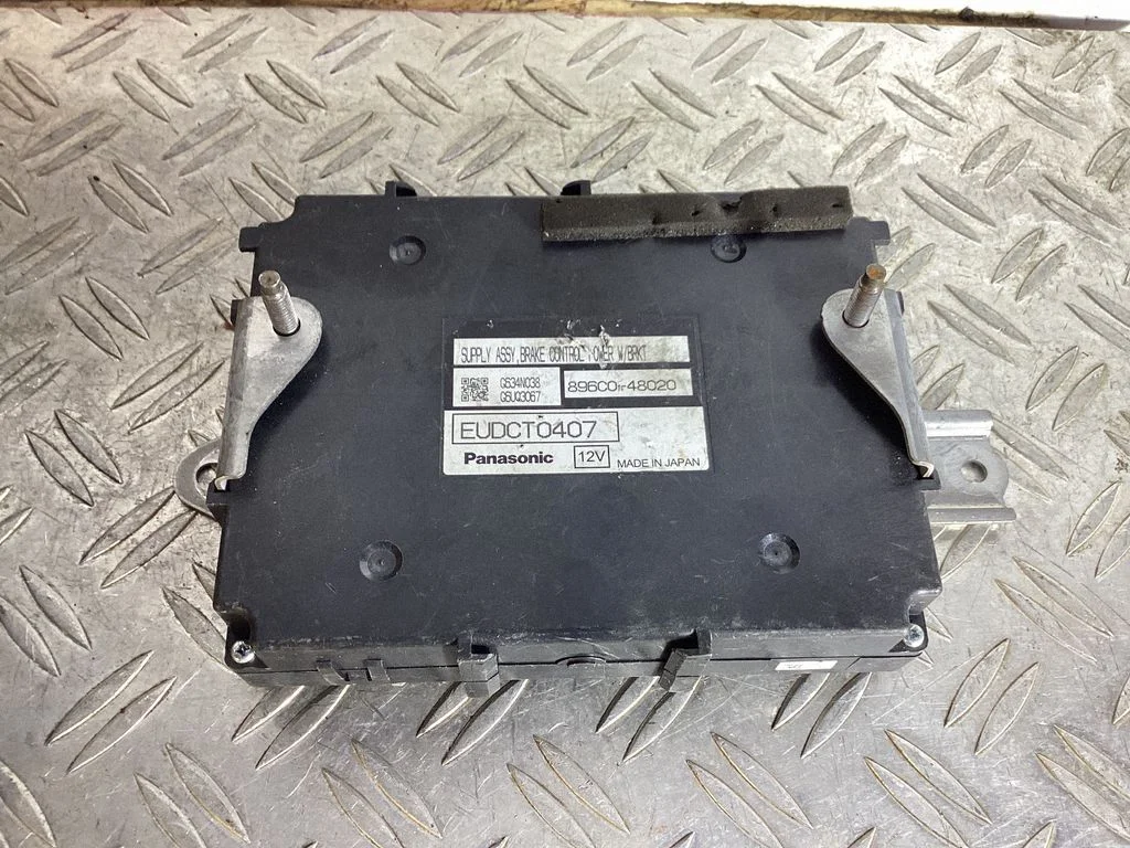 Brake system control unit/module – Lexus RX 450H (2016-)