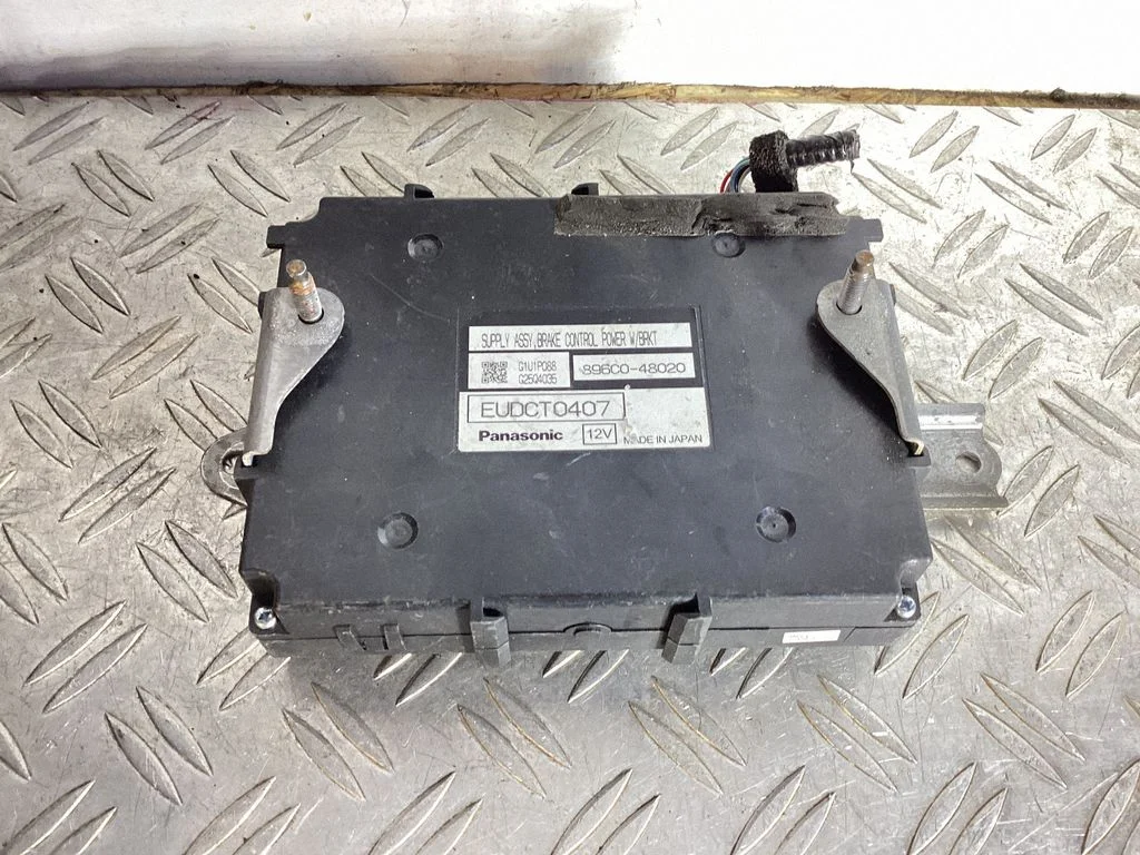 Brake system control unit/module – Lexus RX 450H (2016-)