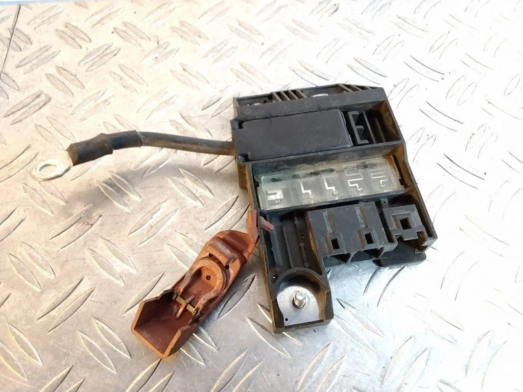 Positive wiring loom – Lexus GS 250 350 300H 450H (2013-)